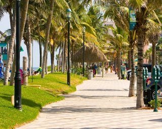 Avalon Resort Deerfield Beach Bagian luar foto